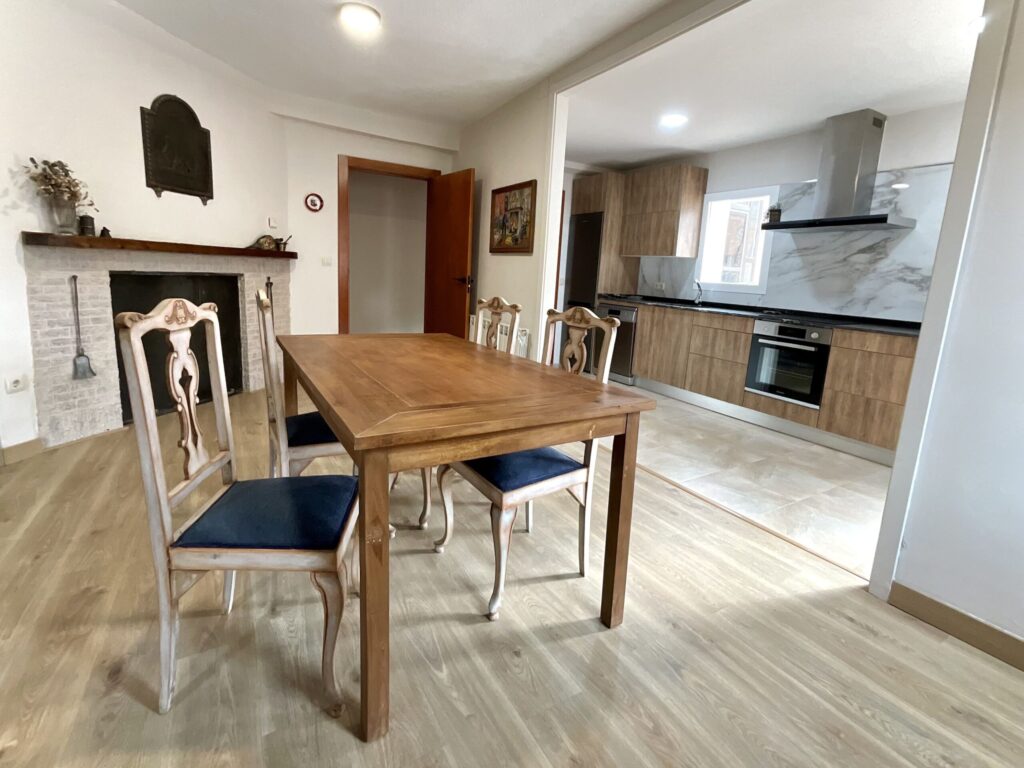 salon-cocina-bardenas-navarra-casa-rural